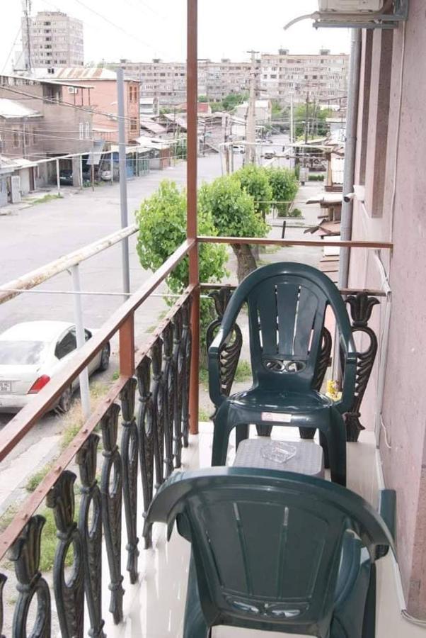 Bonjour House Otel Erivan Dış mekan fotoğraf