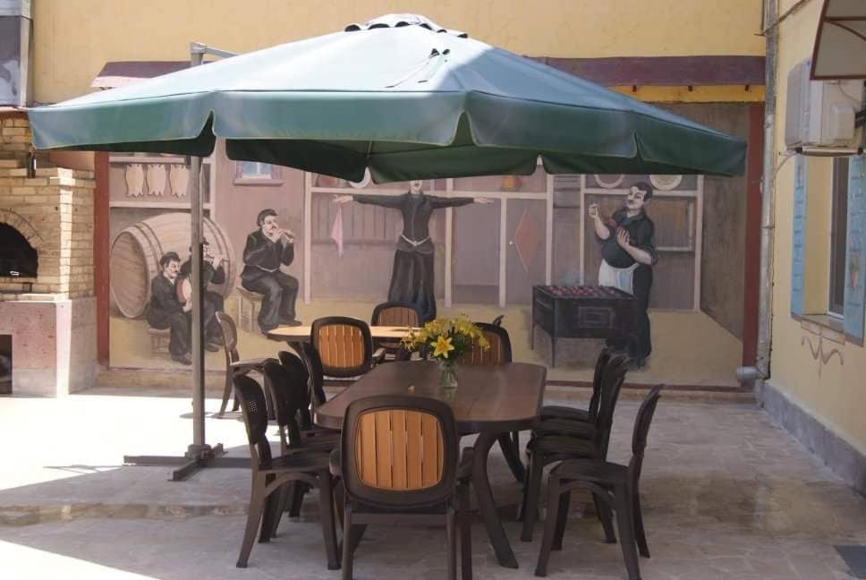 Bonjour House Otel Erivan Dış mekan fotoğraf