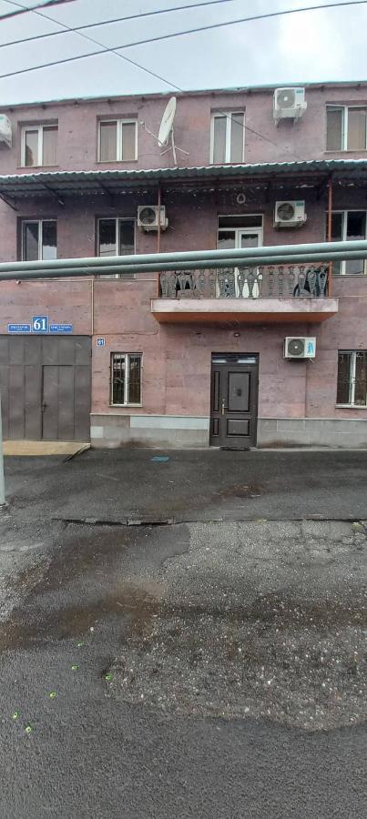 Bonjour House Otel Erivan Dış mekan fotoğraf